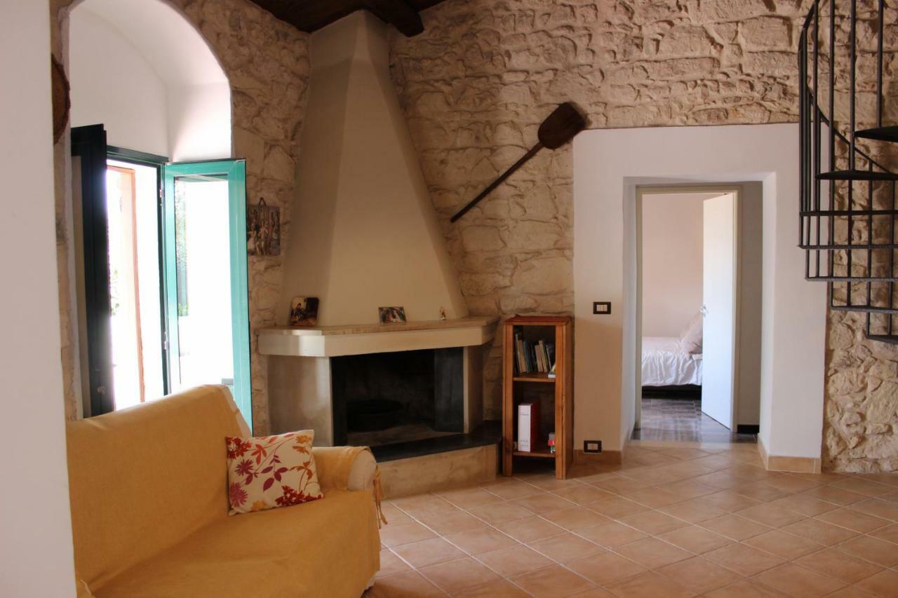 Villa Clara Chiaramonte Gulfi Exterior photo