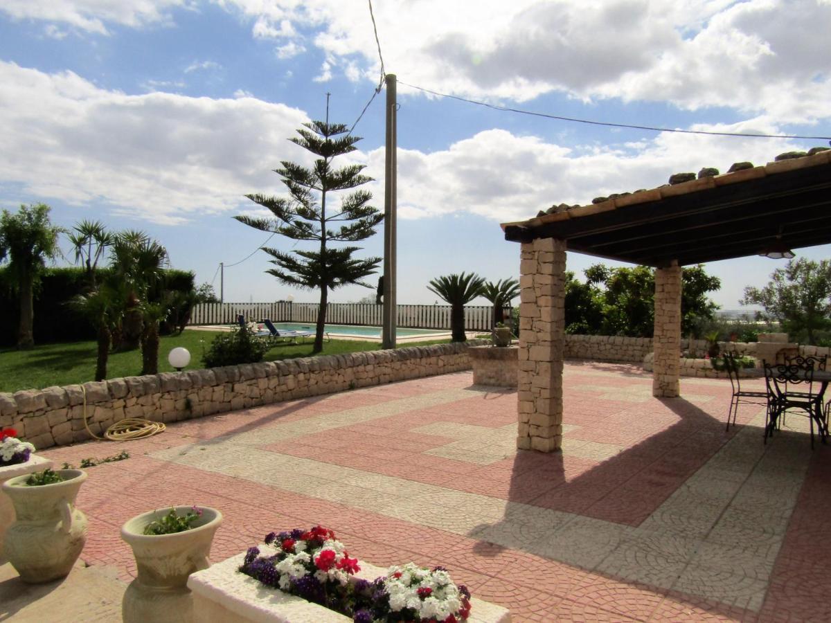 Villa Clara Chiaramonte Gulfi Exterior photo